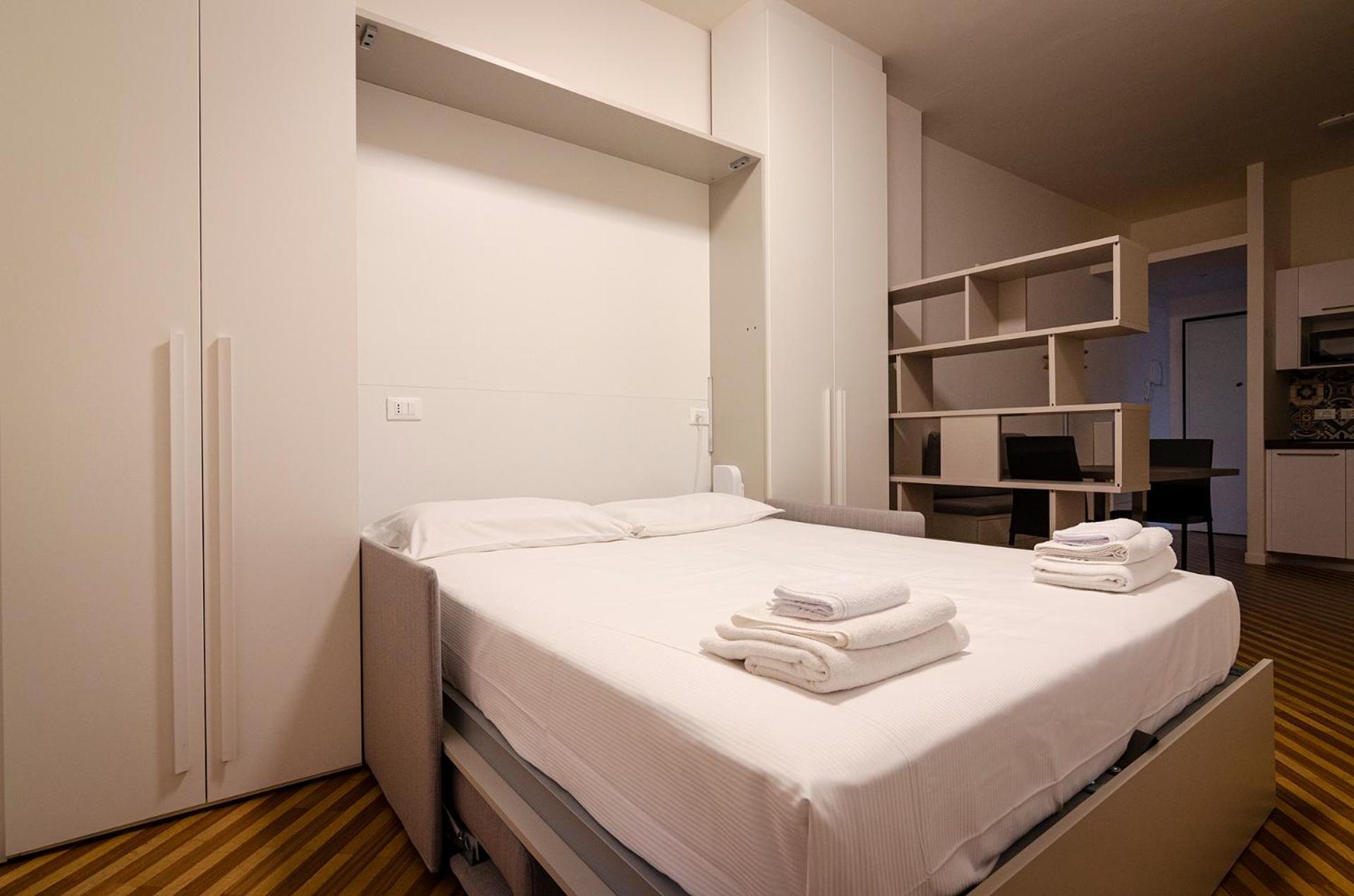 Ugo Bassi Lux Apartment Болоня Екстериор снимка